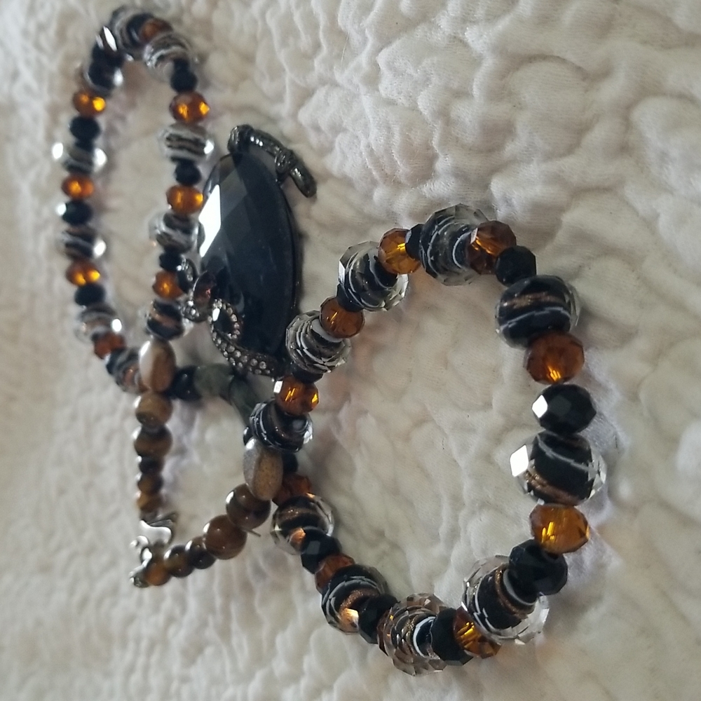 Rhinestone pendant stone (tiger's eye) and faceted
